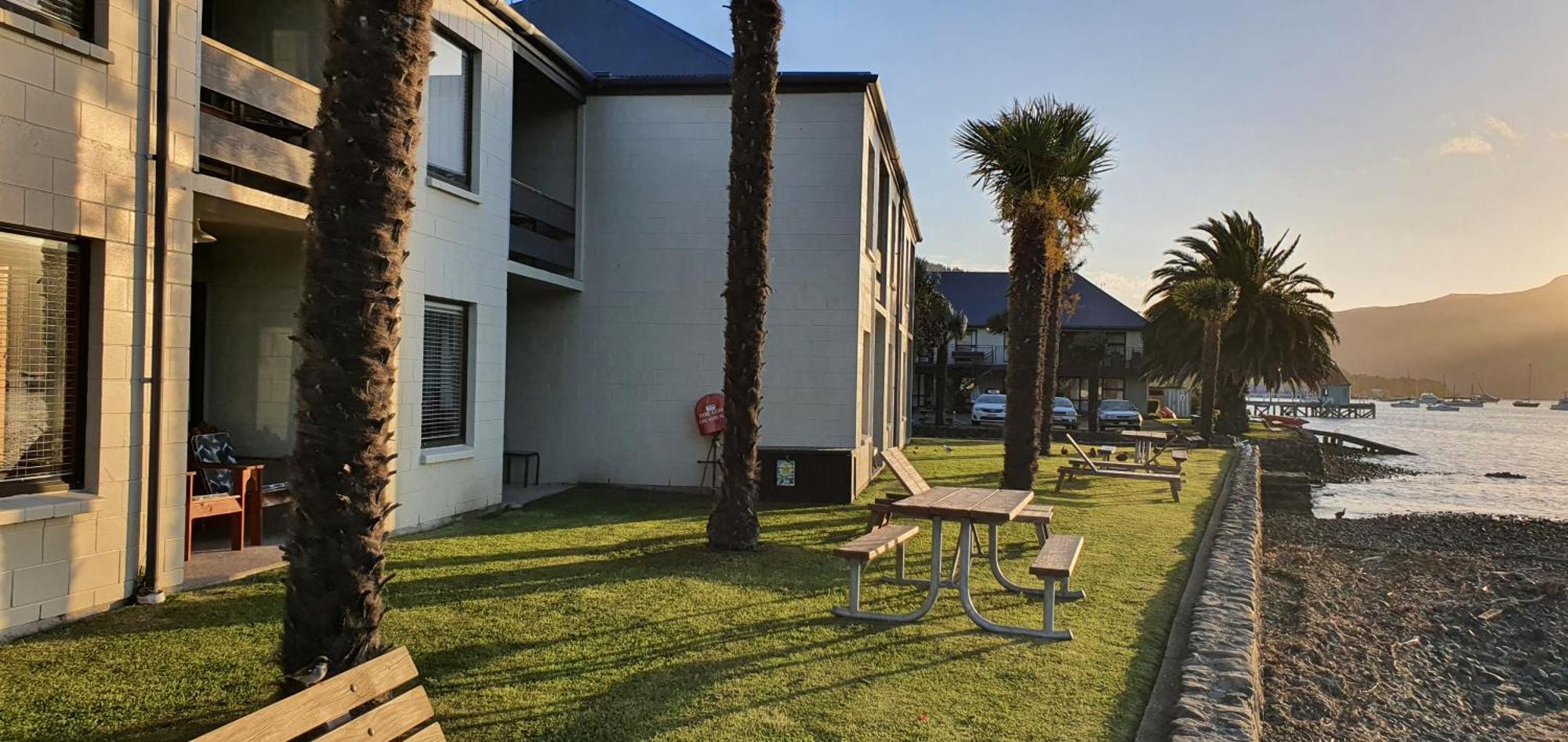 Akaroa Waterfront Motels Exteriör bild