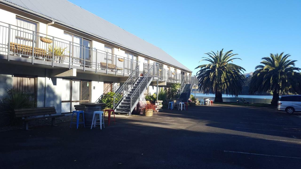 Akaroa Waterfront Motels Exteriör bild